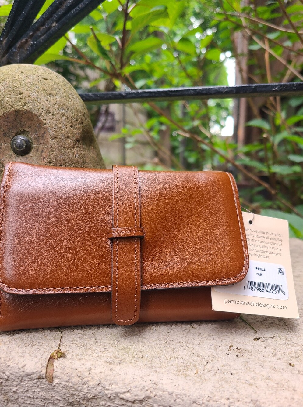 Patricia Nash Perla Heritage Tan Trifold Wallet NWT